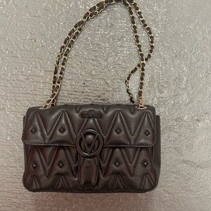 Valentino Garavani Quilted Black Leather Chain Bag – Made in Italy